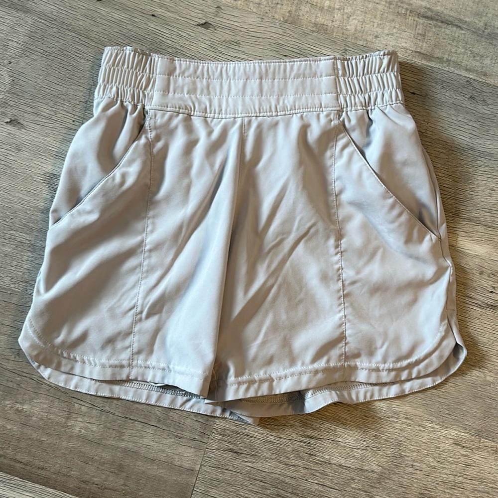 Columbia Shorts Women’s Small